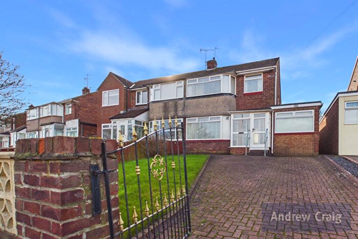 4 Bedroom Semi-Detached House For Sale In Leechmere Road, Sunderland, SR2