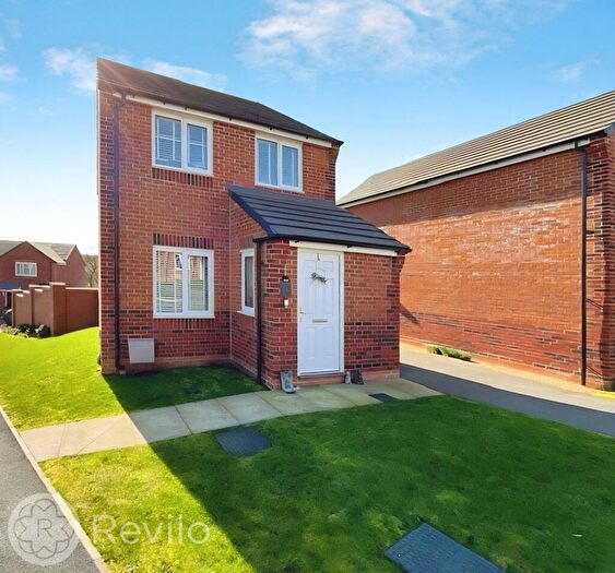3 Bedroom Detached House To Rent In Finisher Close, Whitworth, OL12