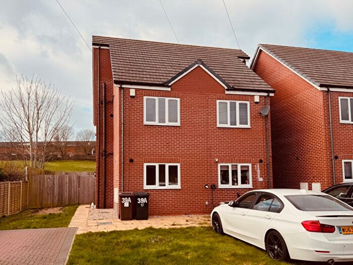 3 Bedroom Semi Detached House To Rent In Daley Road, Bilston, WV14