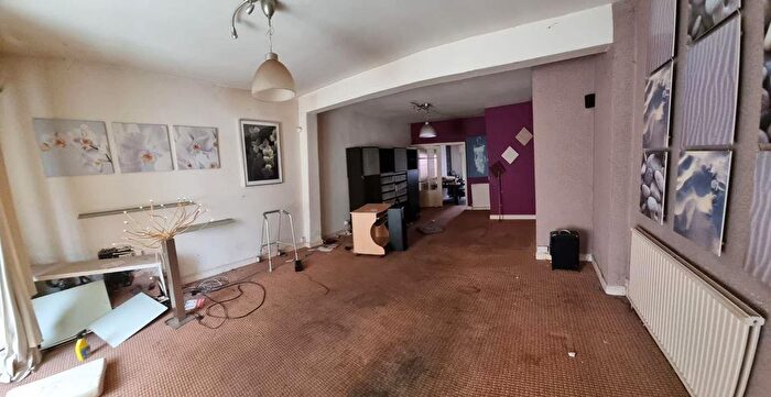 2 Bedroom Terraced House For Sale In Ashton New Road, Openshaw, Manchester, M11