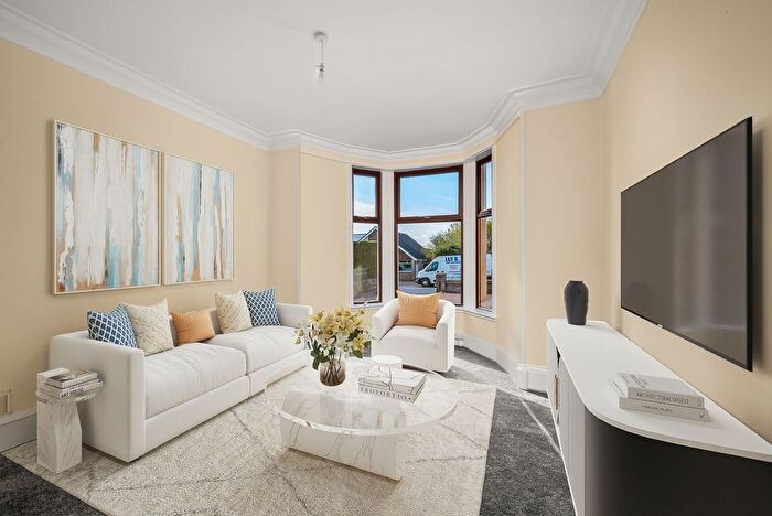 4 Bedroom Detached House For Sale In Americanmuir Road, Dundee, DD3