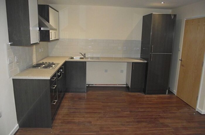 1 Bedroom Flat To Rent In Apartment Mayberry Place, Rumbow, Halesowen, West Midlands, B63