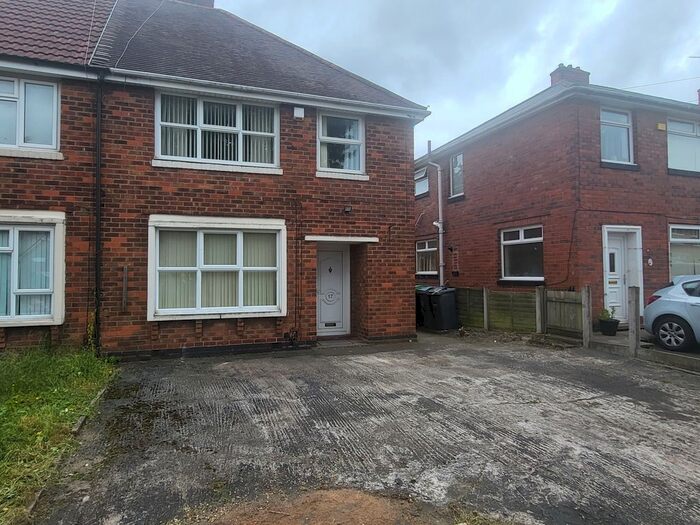3 Bedroom Property To Rent In Winwood Road, Rowley Regis, B65
