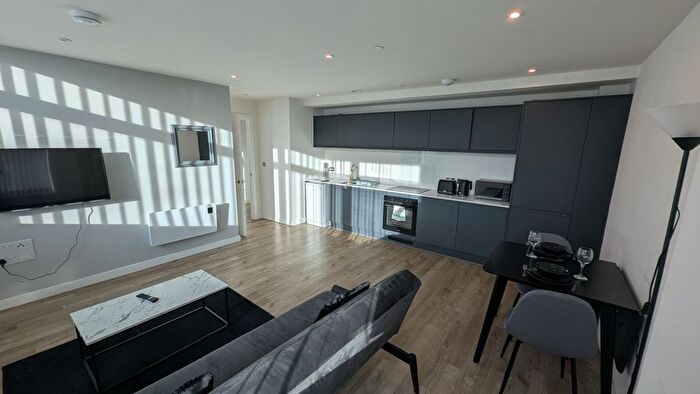 1 Bedroom Flat To Rent In Seymour Grove, Old Trafford, Manchester, M16