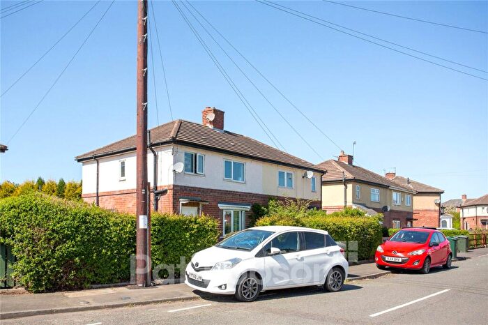 3 Bedroom Semi-Detached House For Sale In Northway, Throckley, Newcastle Upon Tyne, NE15