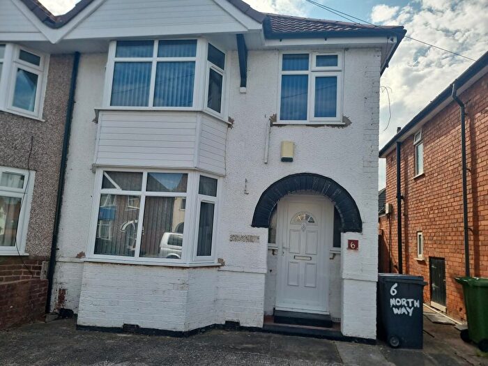 3 Bedroom Semi-Detached House To Rent In Northway, Leamington Spa, CV31