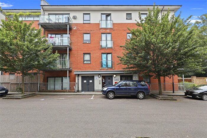 1 Bedroom Flat For Sale In Rosse Gardens, Desvignes Drive, London, SE13