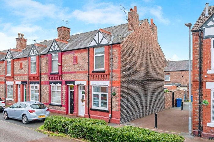 2 Bedroom End Terrace House For Sale In Oxford Street, Warrington, Cheshire, WA4