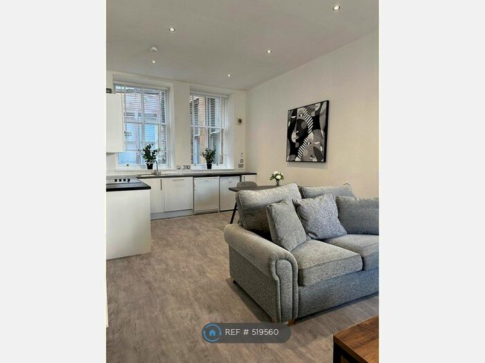 1 Bedroom Flat To Rent In Candleriggs, Glasgow, G1
