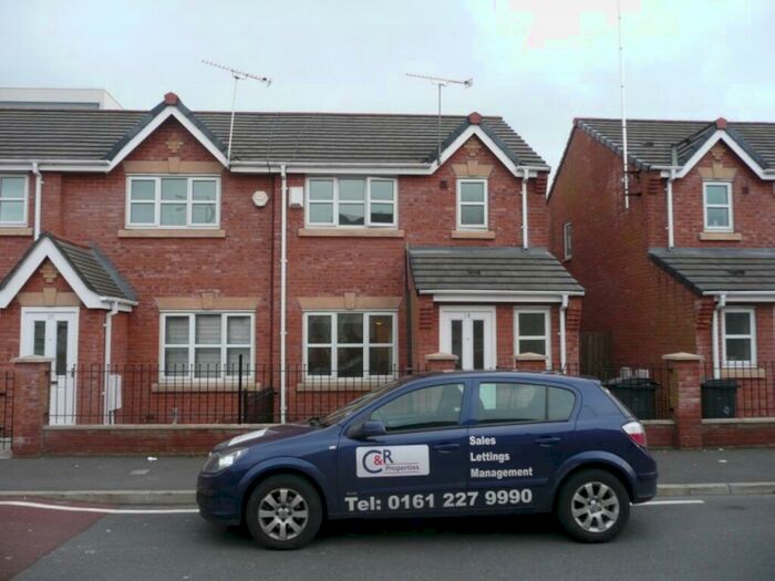 3 Bedroom Semi-Detached House To Rent In Tomlinson Street, Hulme, Manchester., M15