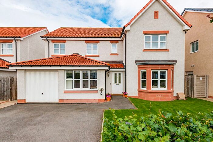 5 Bedroom Detached House For Sale In Blackadder Crescent, North Berwick, East Lothian, EH39