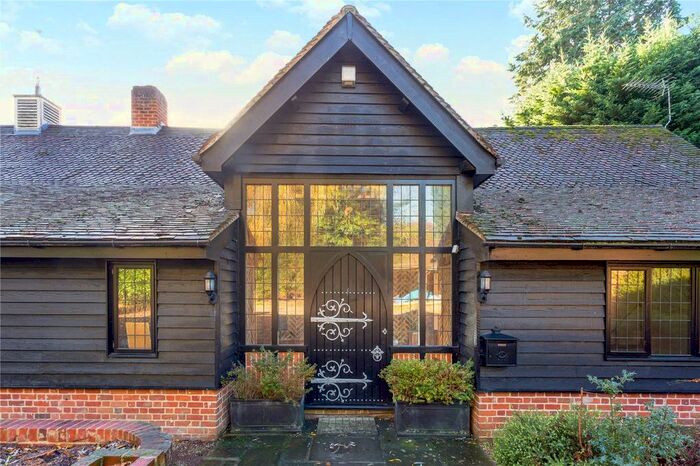 5 Bedroom Detached House To Rent In Highams Lane, Chobham, Surrey, GU24