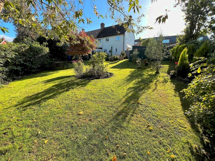 3 Bedroom Cottage For Sale In The Village, Dymock, GL18
