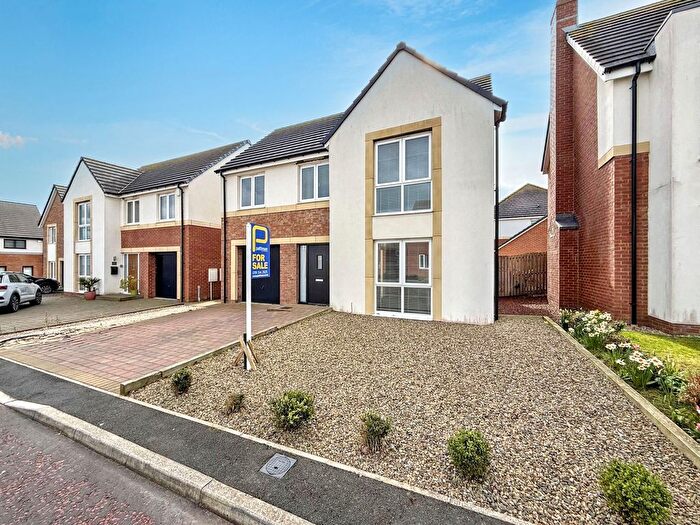 4 Bedroom Detached House For Sale In Range View, Whitburn, Sunderland, SR6