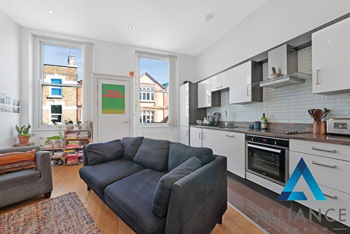 1 Bedroom Flat To Rent In Clarence Road, London, E5