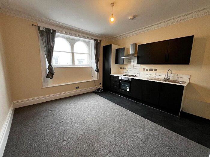2 Bedroom Maisonette To Rent In Whiteladies Road, Clifton, Bristol, Bristol, BS8