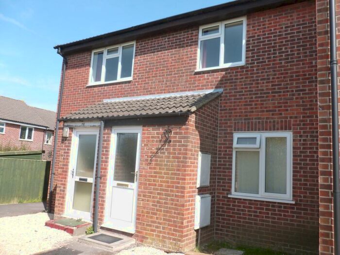 2 Bedroom Flat To Rent In Manor Way, Chipping Sodbury, Bristol, Gloucestershire, BS37