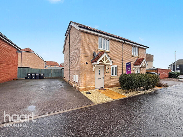 2 Bedroom Semi Detached House For Sale In Mercia Road, Dunmow, CM6