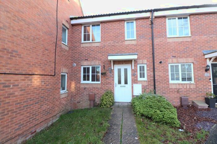 3 Bedroom Terraced House To Rent In Lacemakers Court, Rushden, NN10