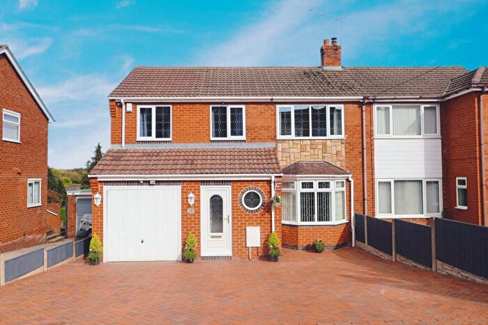 4 Bedroom Semi-Detached House For Sale In Prospect Drive, Coedpoeth, Wrexham, LL11