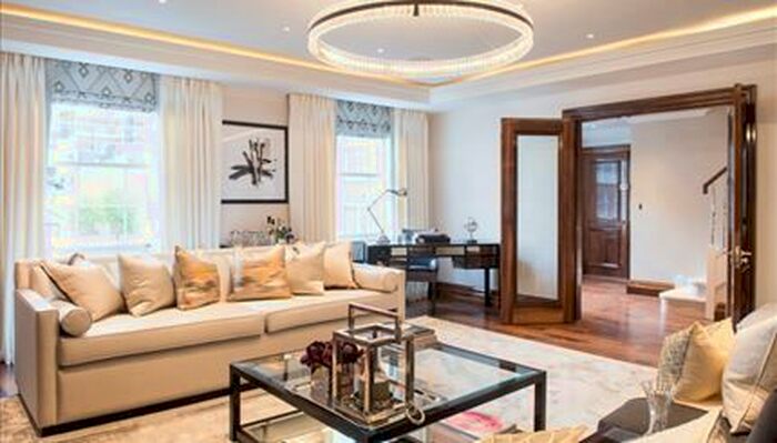 2 Bedroom Flat To Rent In Grosvenor Hill, London, W1K
