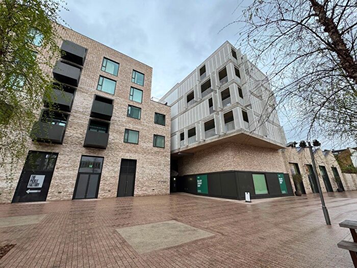 2 Bedroom Flat To Rent In New Tannery Way, London, SE1