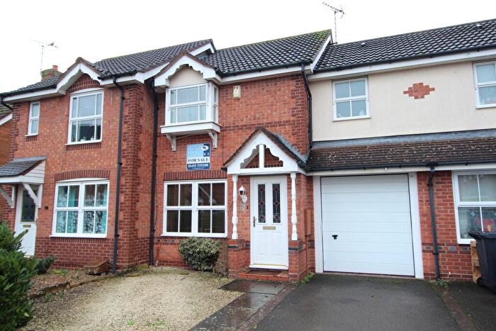 3 Bedroom Town House For Sale In Azalea Close, Lutterworth, LE17