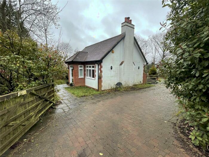 3 Bedroom Detached House To Rent In Totteridge Common, Totteridge, Greater London, N20