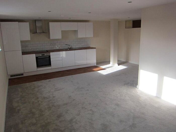 1 Bedroom Flat To Rent In Wharncliffe Road, Ilkeston, DE7