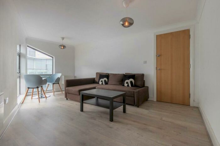 1 Bedroom Apartment To Rent In Purple Apartments, Broadway Plaza, Ladywood Middleway, Birmingham, B16