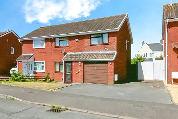 3 Bedroom Semi-Detached House For Sale In Meadowcroft, Rhoose, Barry, CF62