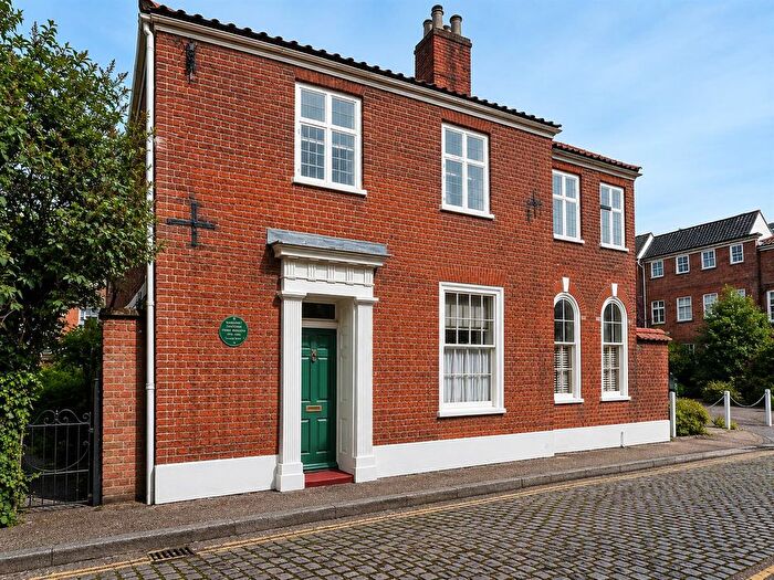 1 Bedroom Flat For Sale In Calvert Street, Norwich, NR3