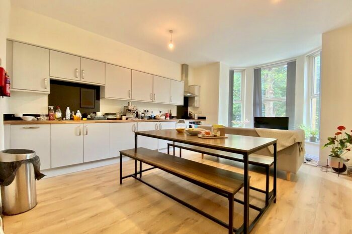 2 Bedroom Apartment To Rent In Mansions, V2