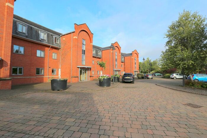 2 Bedroom Flat To Rent In Newcastle Street, Stone, ST15