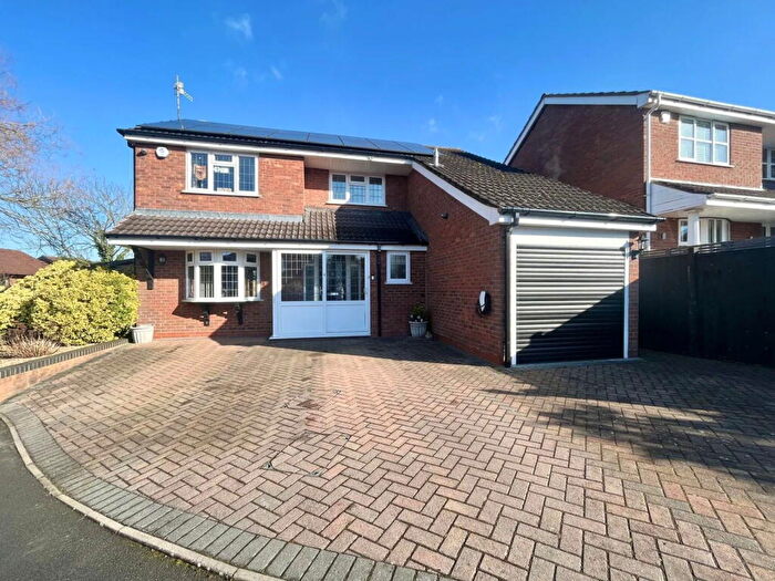 4 Bedroom Detached House For Sale In Eskdale Walk, Lakeside, Brierley Hill, DY5