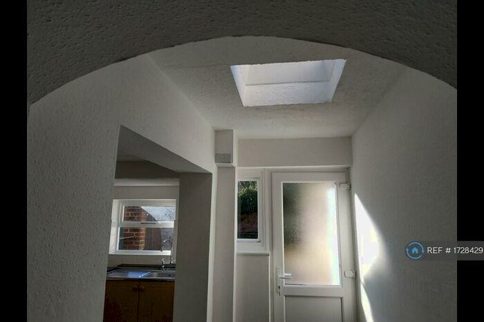 2 Bedroom Terraced House To Rent In Winnock Road, Colchester, CO1