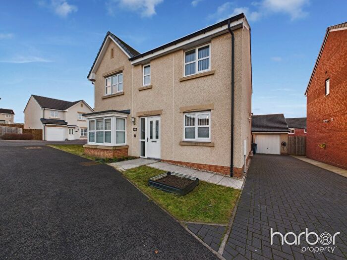 4 Bedroom Detached House For Sale In Pine Crescent, Moodiesburn, Glasgow, North Lanarkshire, G69