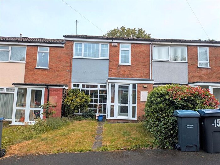 3 Bedroom Terraced House For Sale In Shaw Drive, Birmingham, B33