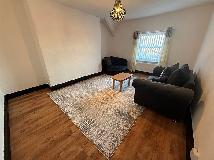 1 Bedroom Flat To Rent In Priory Road, Liverpool, L4