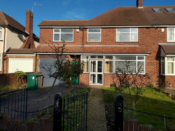 3 Bedroom Semi-Detached House To Rent In Dane Road, Ashford TW15