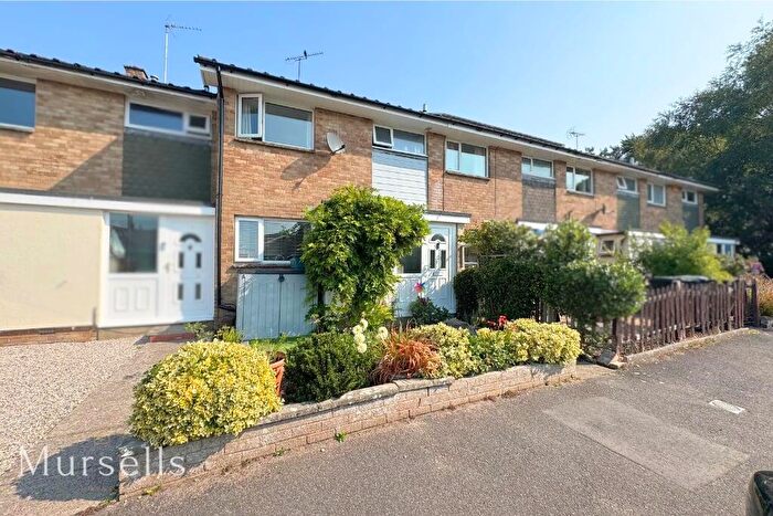 3 Bedroom Terraced House For Sale In Redwood Road, Poole, BH16