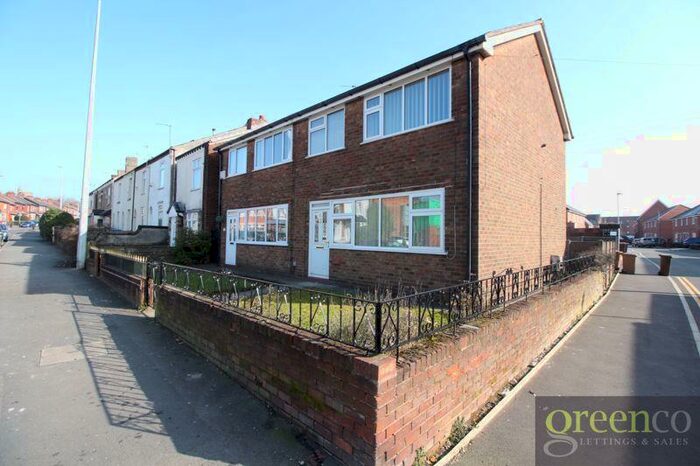 3 Bedroom Semi-Detached House To Rent In Walkden Road, Manchester, M28