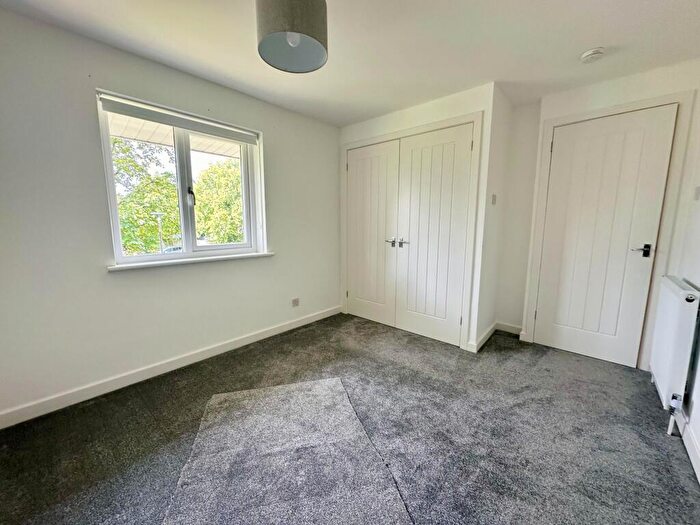 2 Bedroom Flat To Rent In Earlston Crescent, Coatbridge, ML5