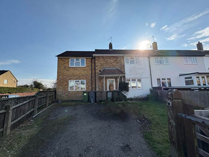 4 Bedroom House To Rent In Ashwood Road, EN6