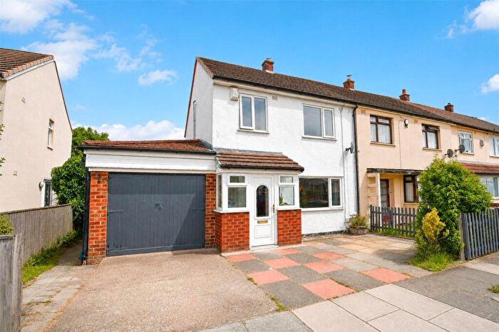 3 Bedroom End Of Terrace House For Sale In Fairmead Road, Moreton, Wirral, CH46