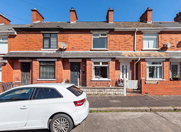 2 Bedroom Mid Terraced House For Sale In Willowfield Parade, Belfast, BT6