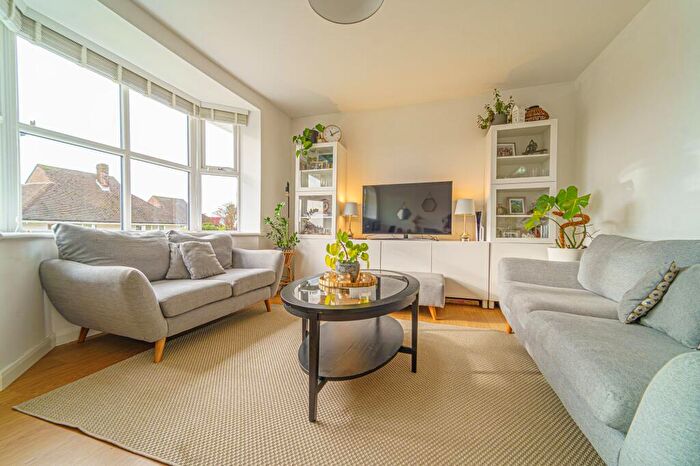 2 Bedroom Detached Bungalow For Sale In Ridgeway Court, Newport, NP20