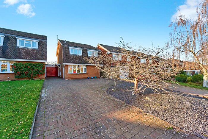 4 Bedroom Detached House For Sale In High Park Crescent, Dudley, DY3