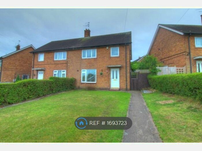 5 Bedroom Semi-Detached House To Rent In Milverton Road, Nottingham, NG5