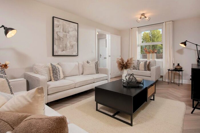 3 Bedroom Detached House For Sale In Henley Gate, Ipswich, IP1